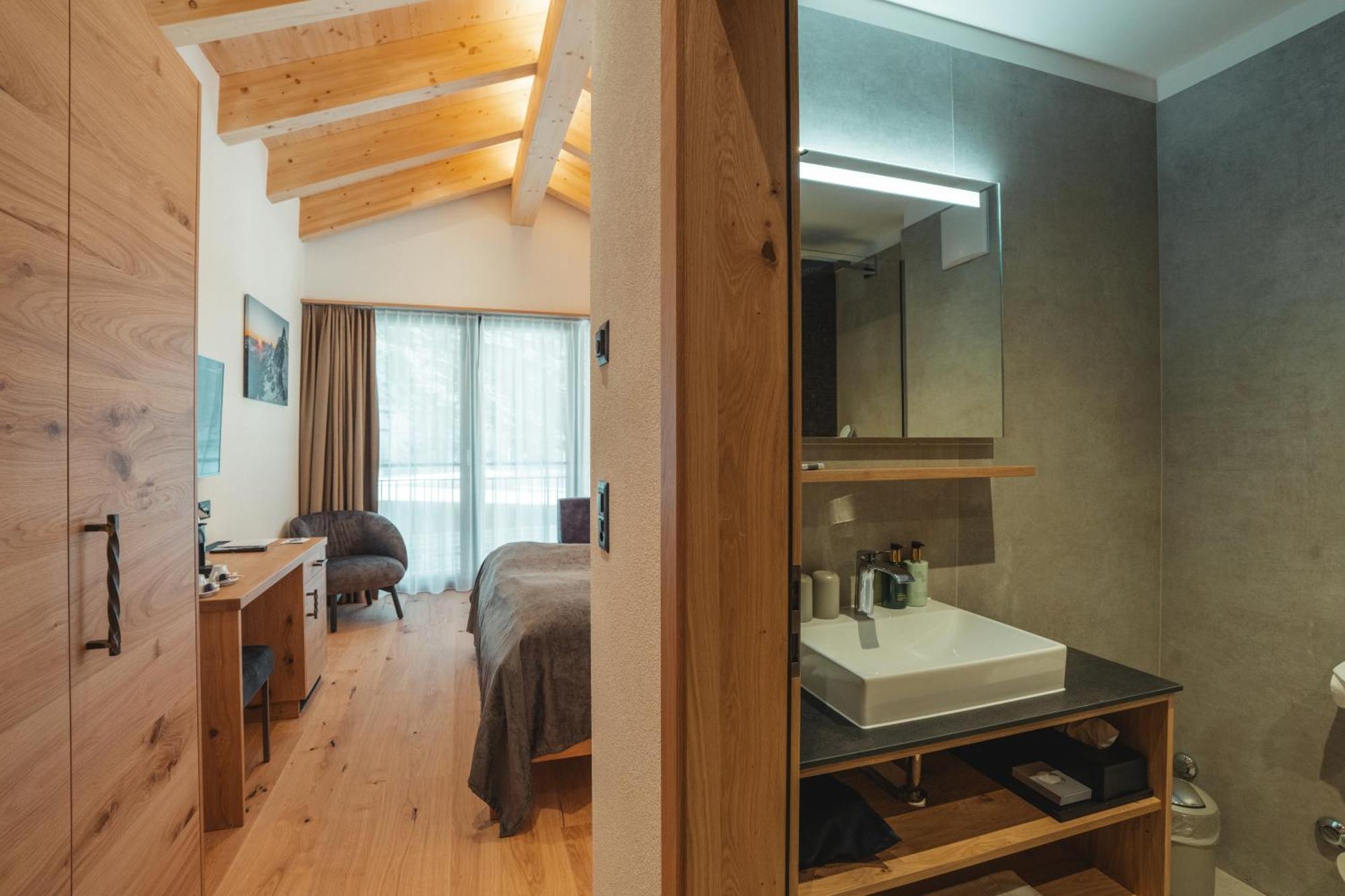 Hotel Porta Cervino เทช ภายนอก รูปภาพ