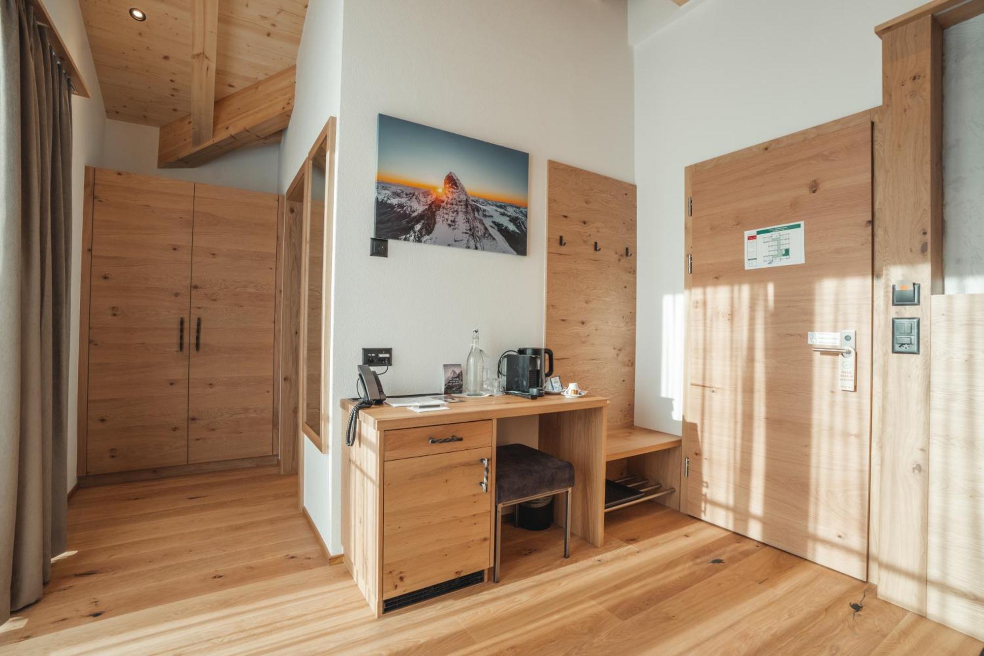 Hotel Porta Cervino เทช ภายนอก รูปภาพ