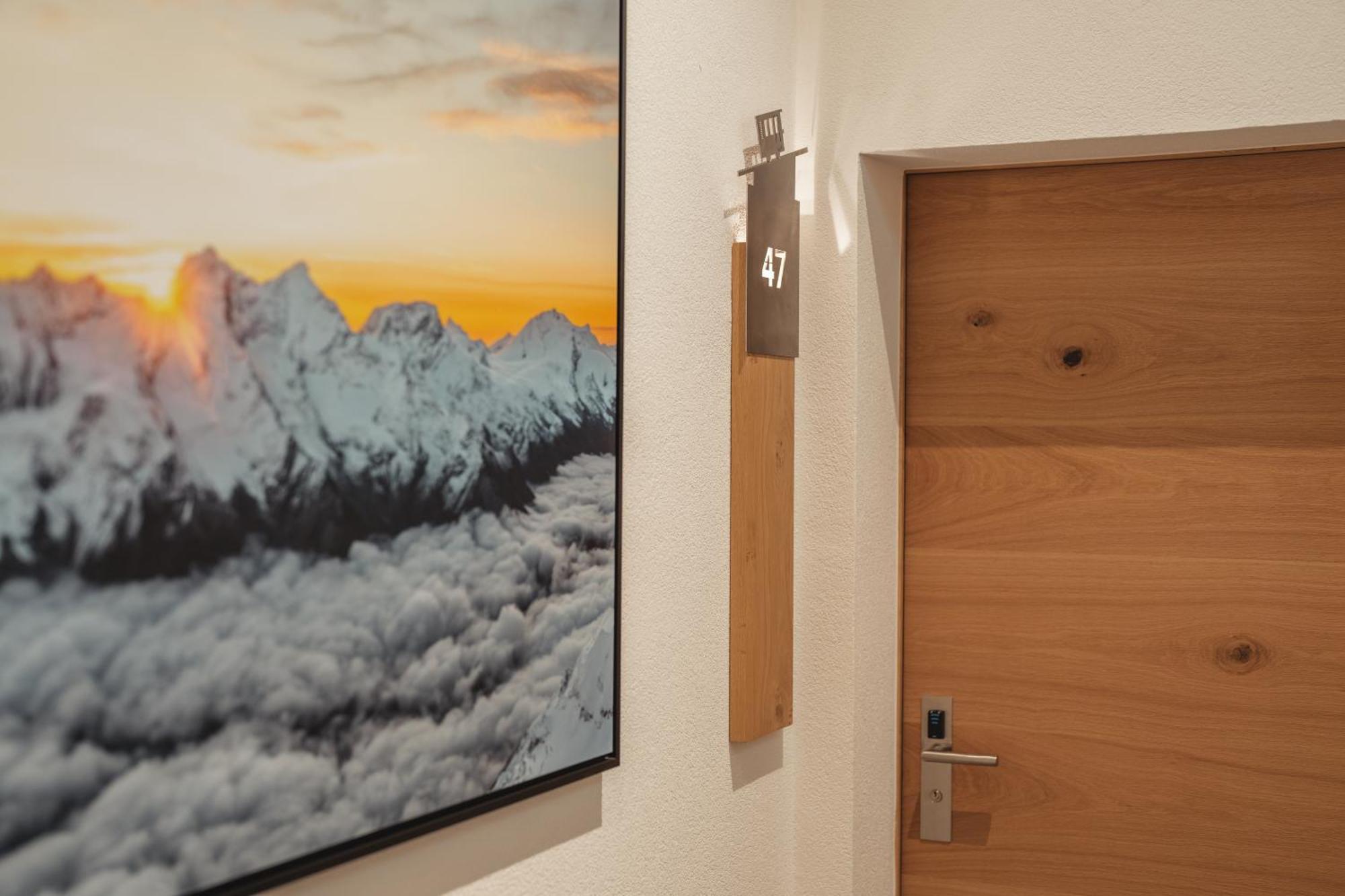 Hotel Porta Cervino เทช ภายนอก รูปภาพ