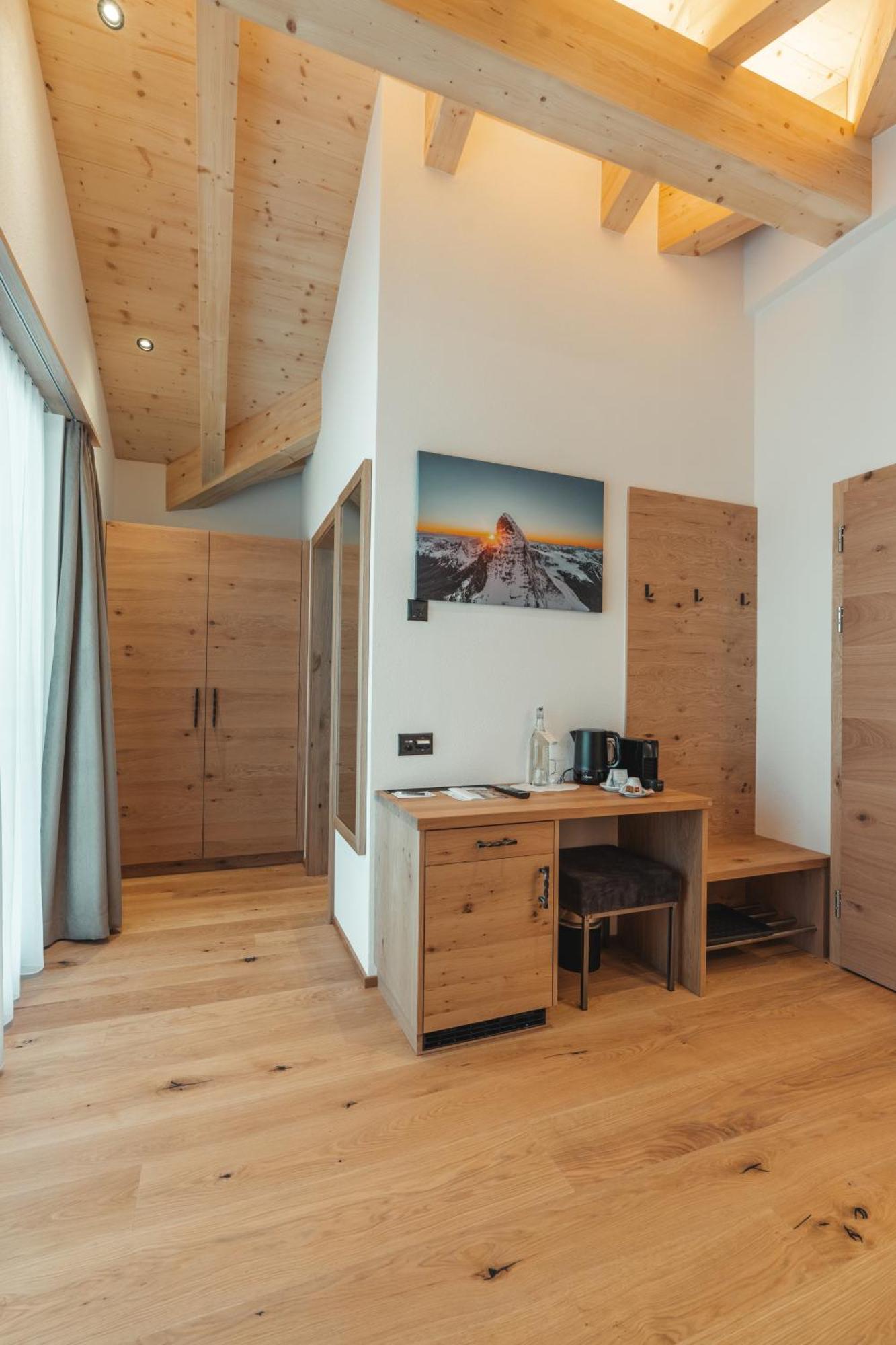 Hotel Porta Cervino เทช ภายนอก รูปภาพ